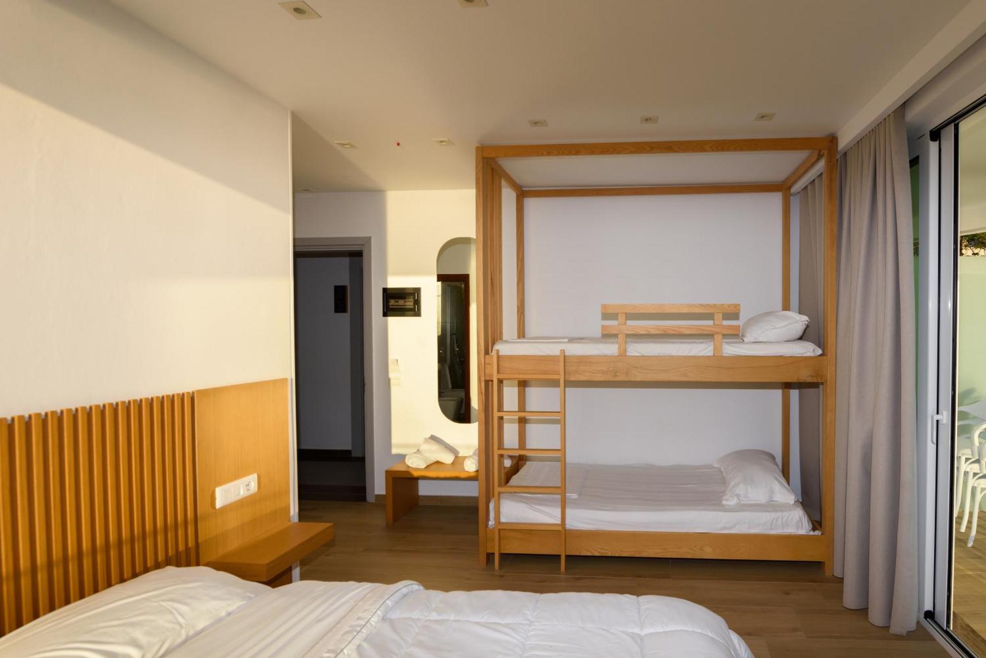 Hotel Nimfa Kanine エクステリア 写真