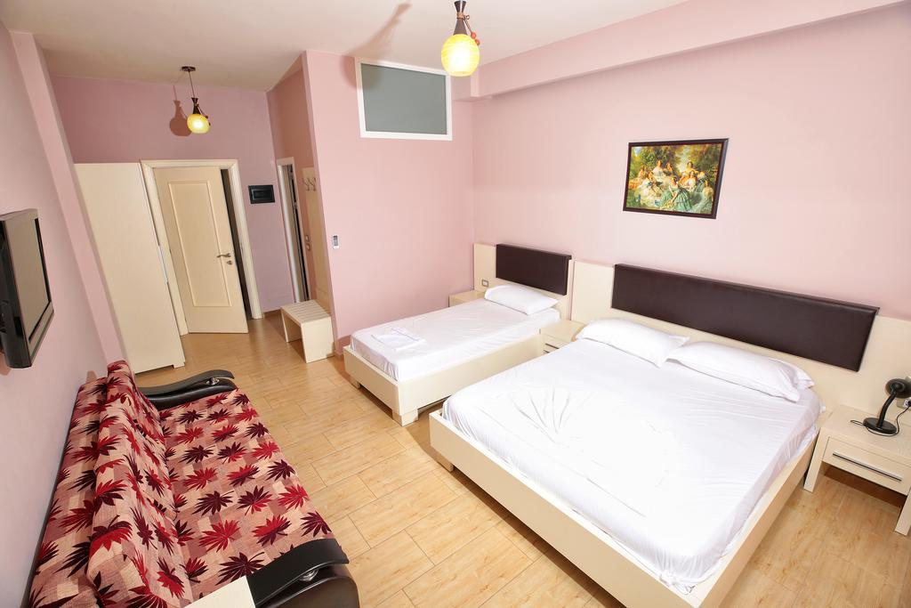 Hotel Nimfa Kanine エクステリア 写真