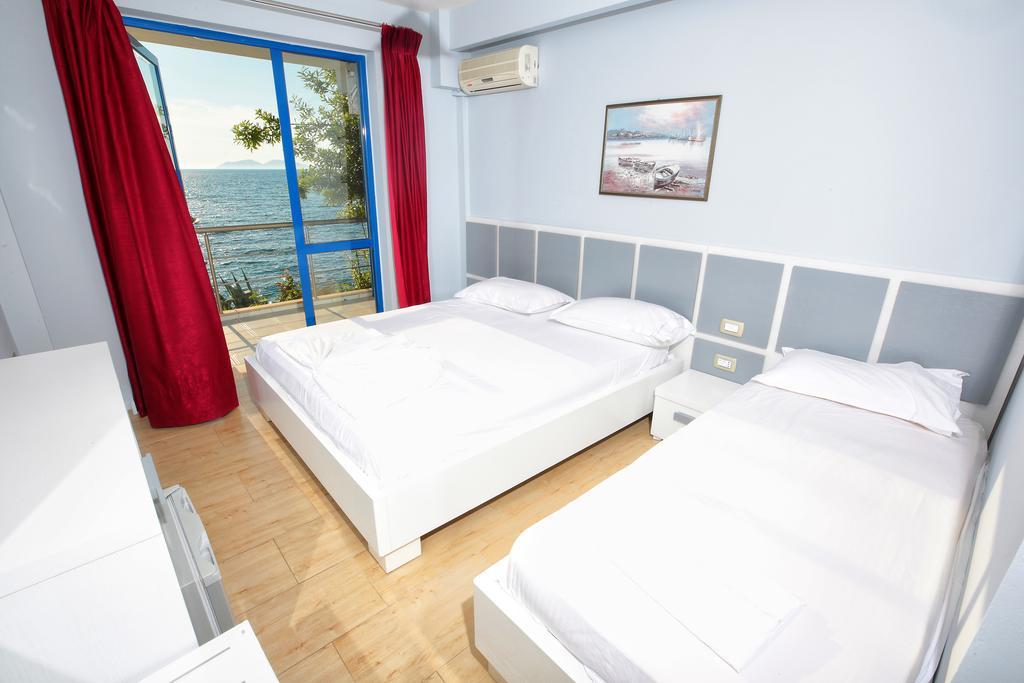 Hotel Nimfa Kanine エクステリア 写真